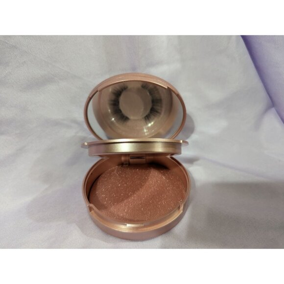 Bouji Lash False Eyelashes In Rose Gold Travel Case - Picture 2 of 3